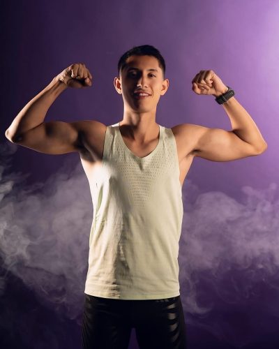 men, model, fashion, style, pose, exercise, athlete, athletic, gym, physical aptitude, portrait, photoshoot, fitness, green clothes, influencer, athletics, track and field, corridor, headshot, arms, muscles, patience